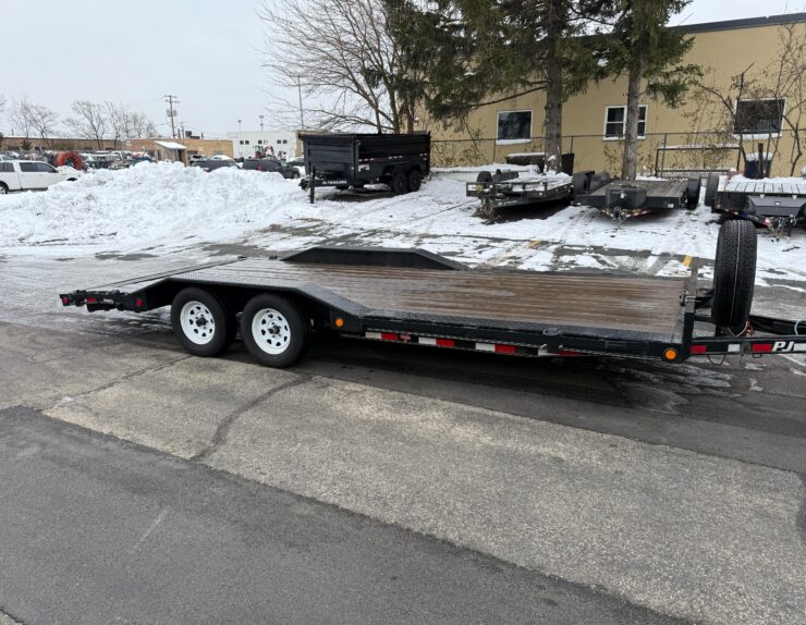 WhatsApp Image 2025-12-06 at 18.38.18 (1)