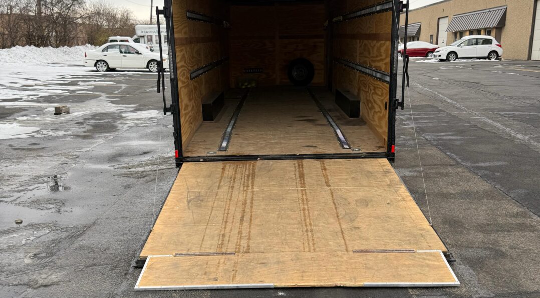 WhatsApp Image 2025-12-06 at 23.42.19